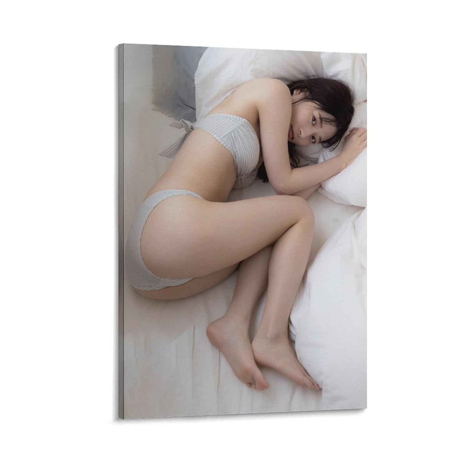 Amazon.co.jp: 月足天音水着 下着 巨乳ポスター ポスター 装飾 絵